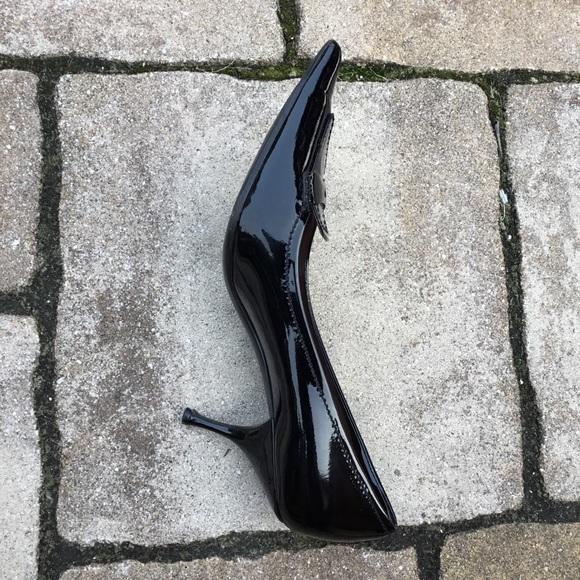 Miu Miu Amputee Single Shoe Patent Leather Heel - Picture 11 of 13